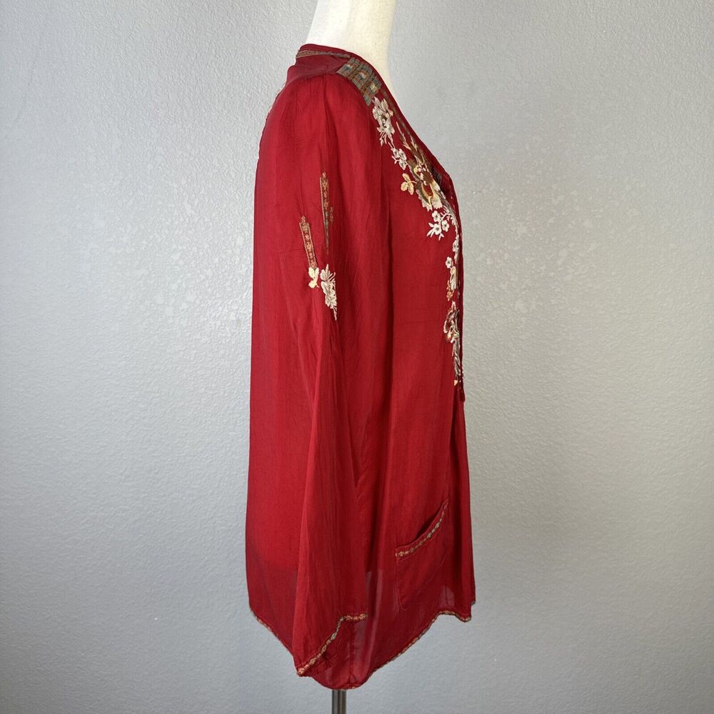 Johnny Was Scoop Neck Long Sleeve Floral Embroidered Tunic Top Shirt Size S Red - Picture 9 of 11